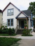 Exterior 2.JPG (407249 bytes)